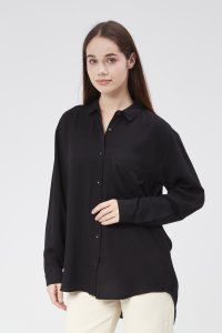 Siyah Dökümlü Kadın Gömlek