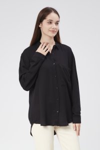 Siyah Dökümlü Kadın Gömlek