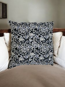 Jakar Desenli Makinada Yıkanabilir Kırlent