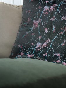 Jakar Desenli Makinada Yıkanabilir Kırlent