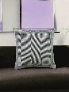 Jakar Desenli Makinada Yıkanabilir Kırlent